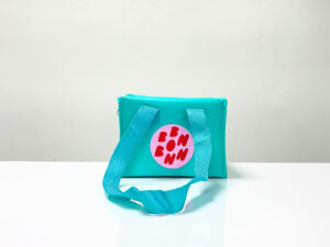 REUSABLE GREEN COOLER BAG – SMALL SIZE, SQUARE SHAPE, WITH ZIPPER – K020